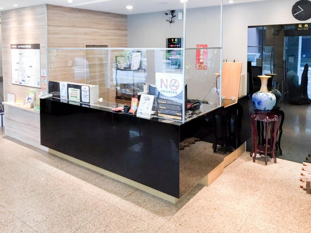 Fudi Hotel Taichung Exterior photo