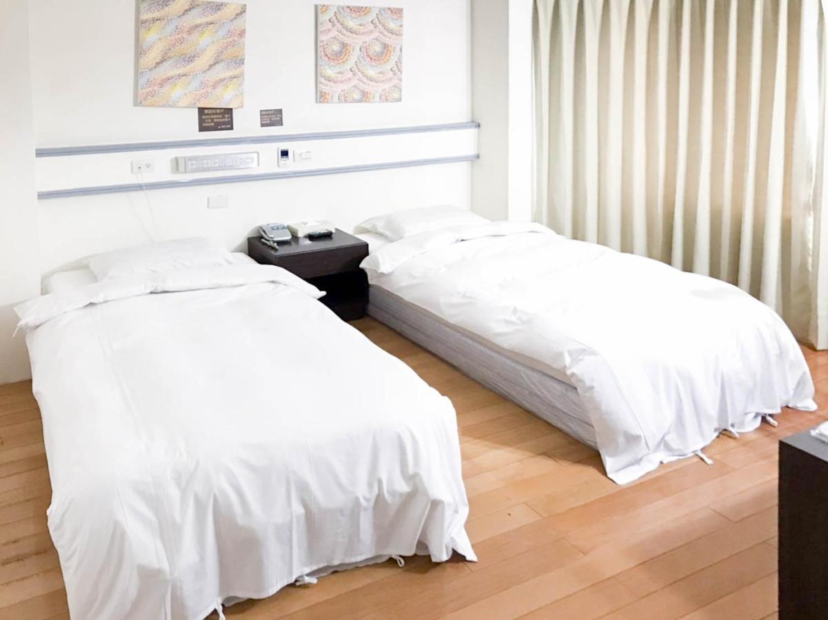 Fudi Hotel Taichung Exterior photo