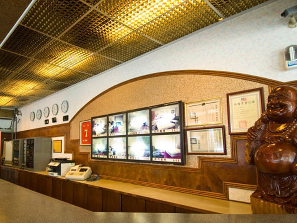Fudi Hotel Taichung Exterior photo